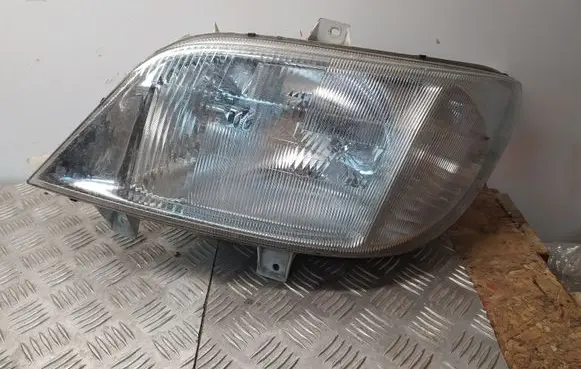 Mercedes-Benz Sprinter W901 W902 W903 W904 Headlight/headlamp