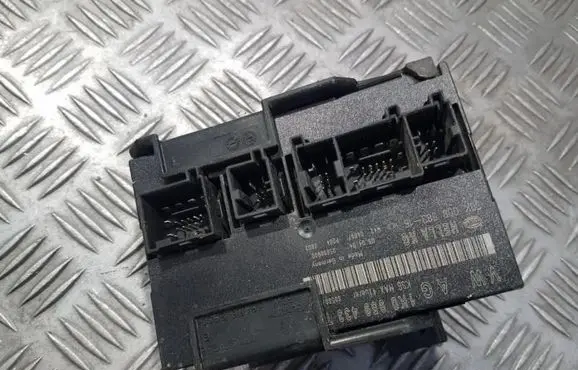 Volkswagen Caddy Comfort/convenience module 1k0959433t 5dk008583-16