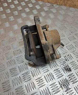 Opel Insignia A Front brake caliper 13229152