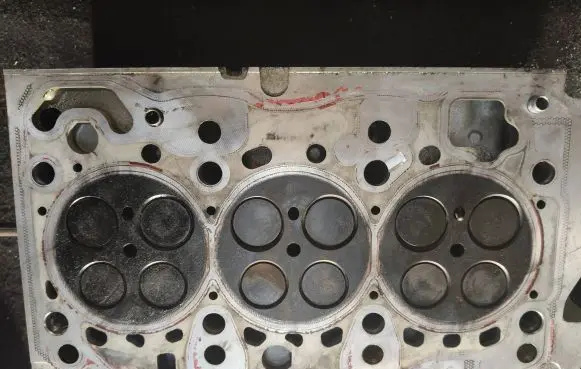 Skoda Fabia Mk3 (NJ) Engine head 04b103403m