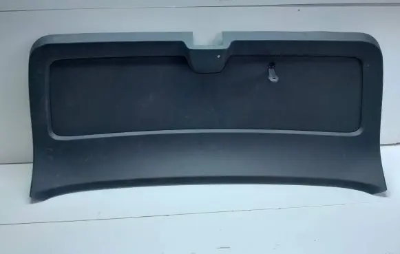 Skoda Octavia Mk3 (5E) Tailgate/boot lid cover trim 5E9867975 A084823