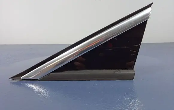 Peugeot 3008 I Front bodywork piece 9684243377