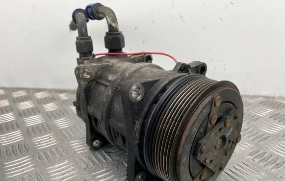 Mercedes-Benz Sprinter W906 Air conditioning (A/C) compressor (pump) 4821033001 03930013 P0E68200