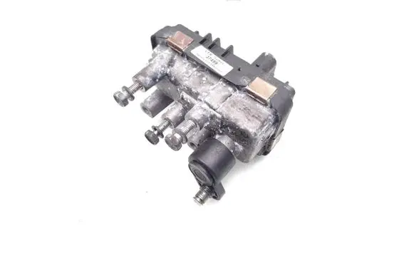 BMW X3 F25 Turbine electric control actuator 4933519400 6NW01009902