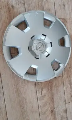 Opel Astra H R16 wheel hub/cap/trim 13209732