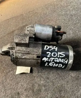 Citroen DS4 Starter motor 9801667780 M000T22473
