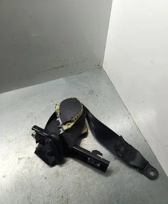 Ford Focus Front seatbelt 4m51a61294da