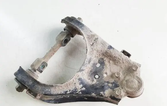 Isuzu D-Max Front control arm
