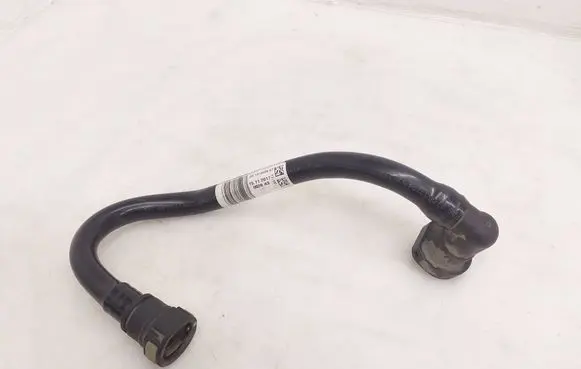 BMW 5 G30 G31 G38 Breather hose/pipe 7414025