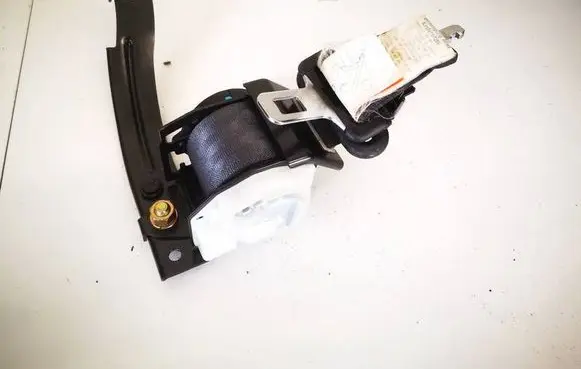 Honda Jazz Middle seatbelt (rear) 