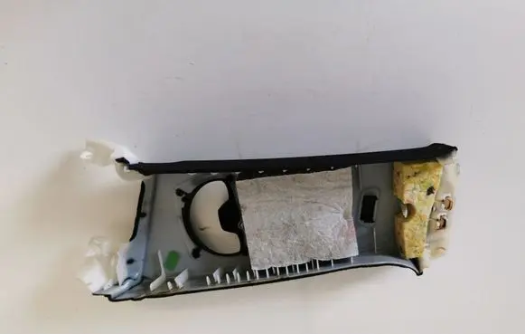 BMW 4 F32 F33 Seat belt trim 7276894