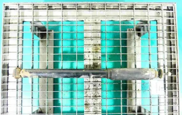 Rear shock absorber/damper