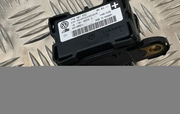 Volkswagen Touareg II ESP (stability system) control unit 7P0907652