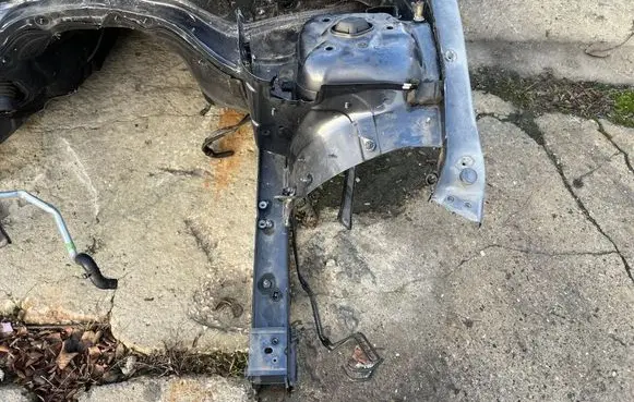 Mercedes-Benz E A207 Front side member 