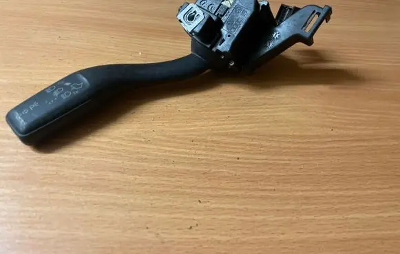 Audi A3 S3 8P Indicator stalk 8P0953513E 10002271 00227103156276