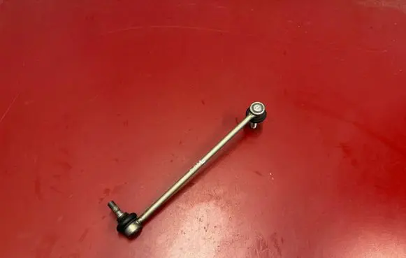 BMW X3 G01 Front anti-roll bar/stabilizer link 6886035