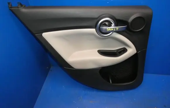 Fiat 500X Rear door card panel trim 