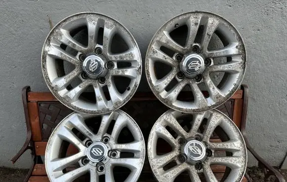 Suzuki Grand Vitara II R16 alloy rim 