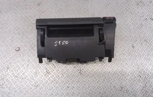 Volkswagen Touran I Car ashtray 1T1857961