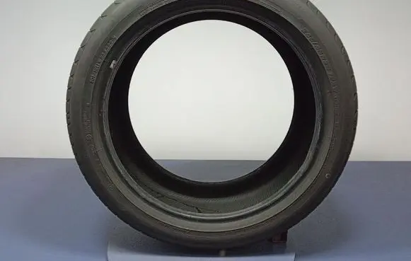 BMW X3 E83 R17 summer tire 4968814971830