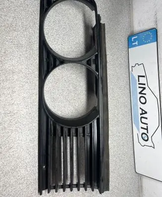 Under headlight/headlamp trim