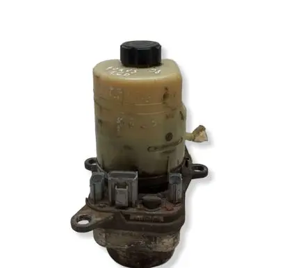 Ford Focus Power steering pump 4M513K514BD 1040085011094