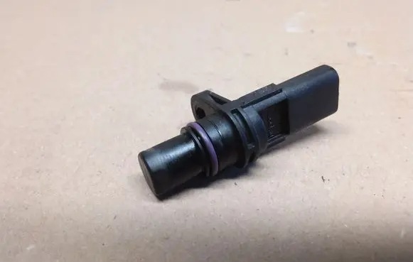 Audi A5 Sportback 8TA Crankshaft position sensor 04L907601