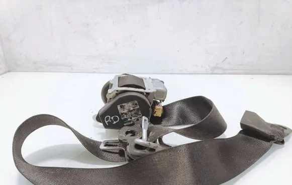 Fiat Linea Front seatbelt 040689 735451497