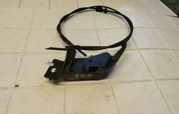 Renault Megane II Engine bonnet (hood) release handle 181607B