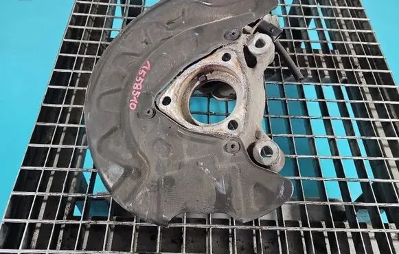 Skoda Octavia Mk3 (5E) Front wheel hub spindle knuckle 5Q0407258C IMPRK1558510