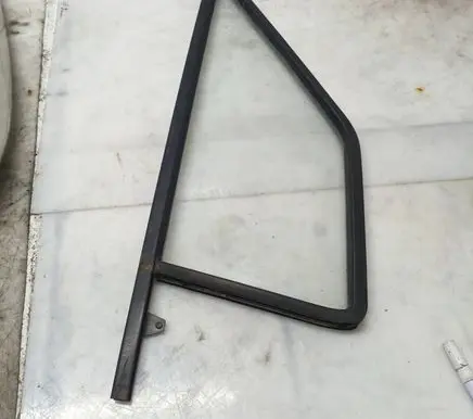 Fiat Ducato Front vent window/glass (coupe) 43R000981 DOT36AS2M126