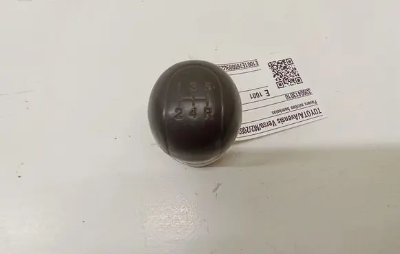 Toyota Avensis Verso Gear lever shifter trim leather/knob 3350413010
