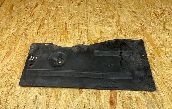Opel Corsa E Engine splash shield/under tray 13432628