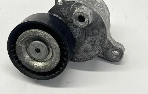 Mercedes-Benz GLK (X204) Generator/alternator belt tensioner A2762000370