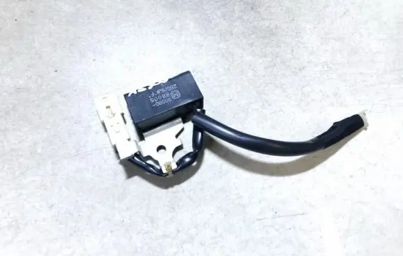 Toyota Avensis T250 Sensor 9008088005 90080-88005