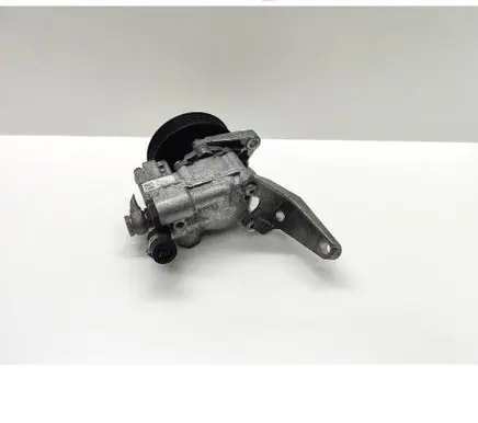 BMW 5 E60 E61 Power steering pump 6779362 677936205 76529741
