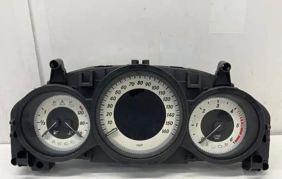 Mercedes-Benz E W212 Speedometer (instrument cluster) A2129007329 A2C53435305