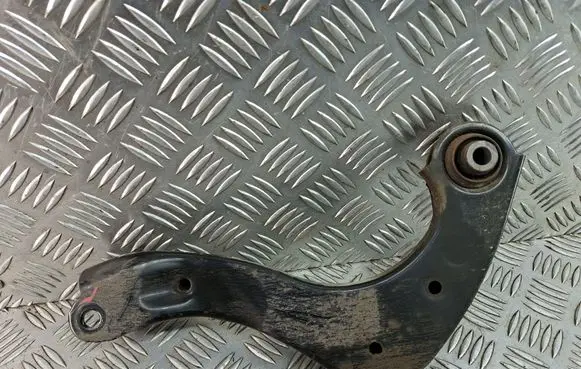 Toyota C-HR I Rear control arm