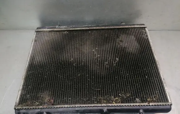 Citroen C4 I Coolant radiator 9680533480