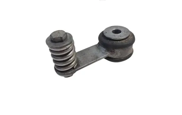 Volkswagen PASSAT B8 Muffler mount bracket/holder 8D0253295C