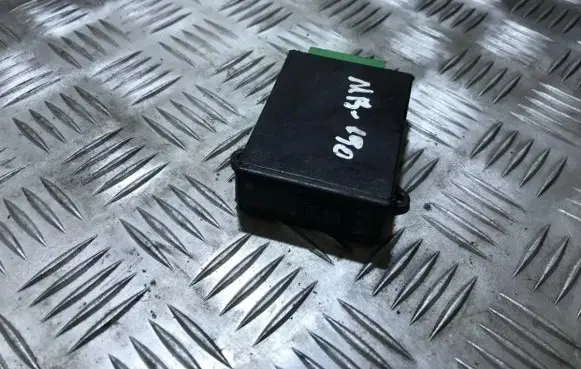 Mercedes-Benz 190 W201 Fuel (gas) shift switch 
