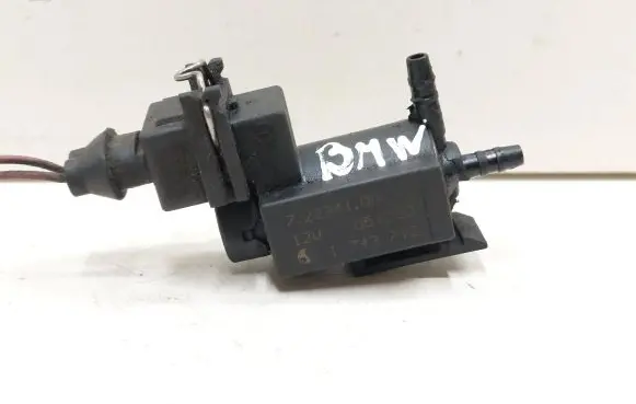 BMW 5 E60 E61 Turbo solenoid valve 72234100 1742712 05T200