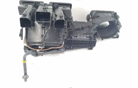 Mercedes-Benz B W246 W242 Interior heater climate box assembly A2468302002