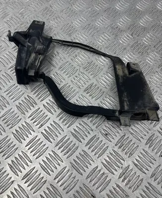 BMW 5 E60 E61 Headlight/headlamp mounting bracket 15873800