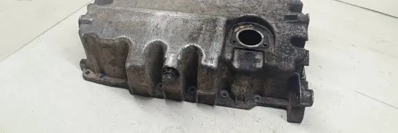 Volkswagen Golf V Oil sump 03G103603