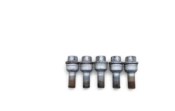 Audi Q7 4M Nuts/bolts 