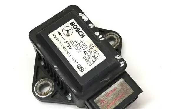 Mercedes-Benz E W211 ESP acceleration yaw rate sensor 0265005246 A0025426618