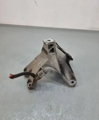 Audi A5 Sportback 8TA Engine mounting bracket 8r01993c8