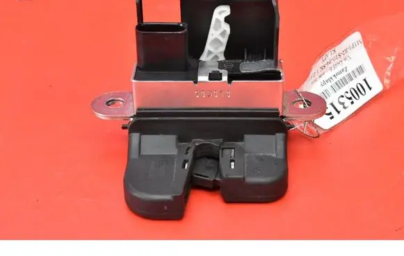 Volkswagen Golf Plus Tailgate/trunk/boot lock/catch/latch 5K0827505A