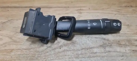 Volvo V70 Wiper control stalk 9452391
